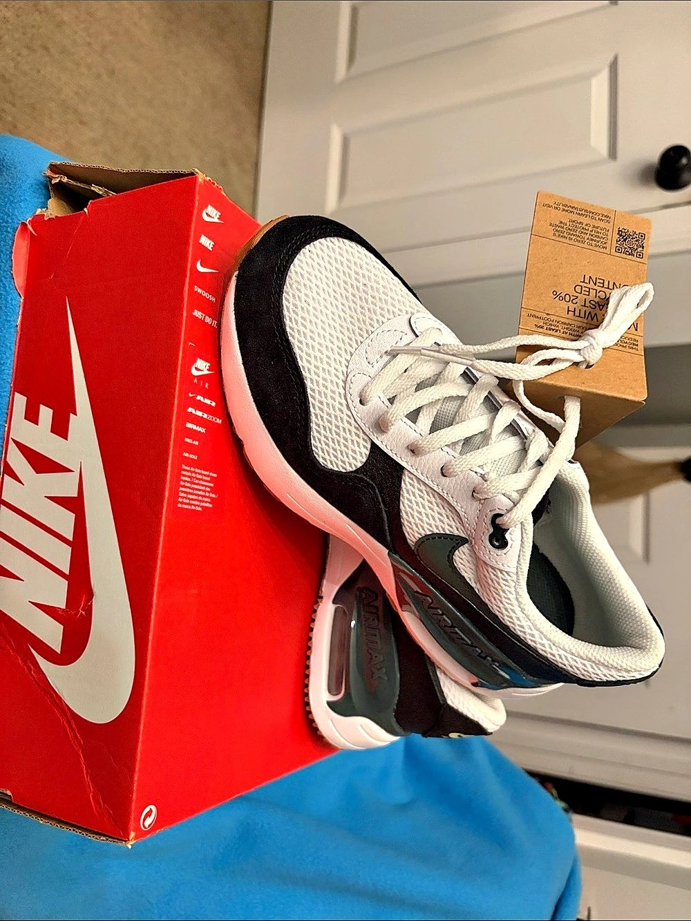 Nike Air Max Systm (GS) ) Sneakers White & Black Girls US 4Y